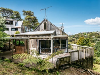 3 Queens Drive, Oneroa, Waiheke Island