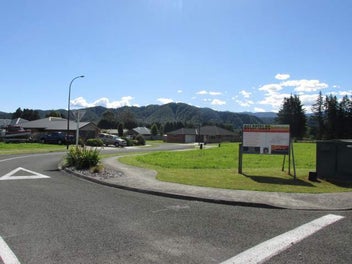 2 Wicken Place, Reefton