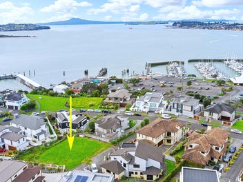 41 Compass Way, HALF MOON BAY, AUCKLAND