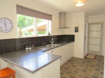 81 College Road, Edgecumbe, Edgecumbe