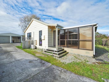 12 Gladys Place, Kelvin Grove, Palmerston North