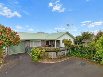 23B Normandy Avenue, Melville, Hamilton