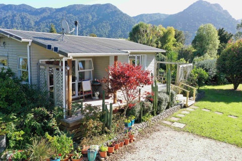 179 Collingwood-Puponga Main Road, Collingwood