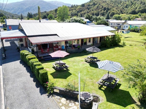 8 Hilton Street, Blackball, Greymouth
