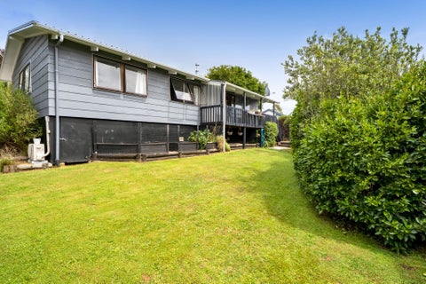 76B Heta Road, Highlands Park, New Plymouth