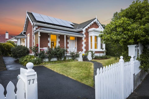 77 Bedford Street, Saint Clair, Dunedin