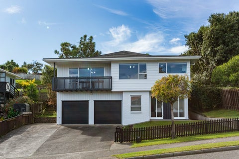 5 Romesdale Road, Papakowhai, Porirua
