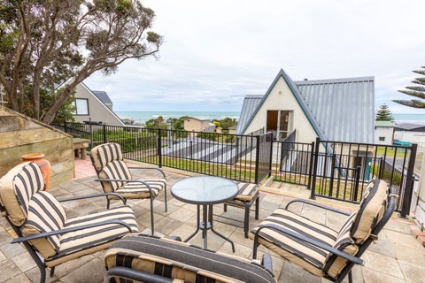 70 Akitio Esplanade, Ākitio, Pongaroa