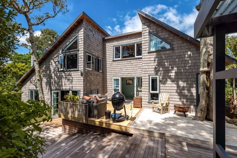 50A Bay Road, Ostend, Waiheke Island