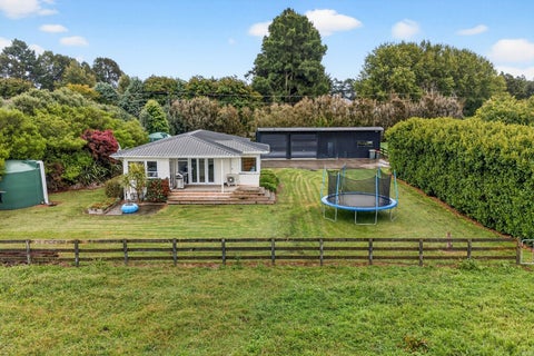 61 Boord Crescent, Kumeu
