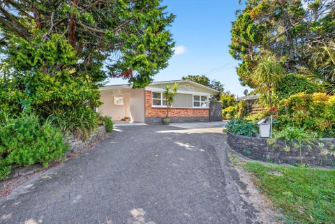 5 Montana Place, Papakura, Papakura