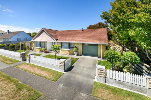 Image 1 of 1