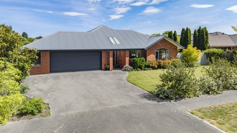 18 Hemingway Place, Spencerville, Christchurch