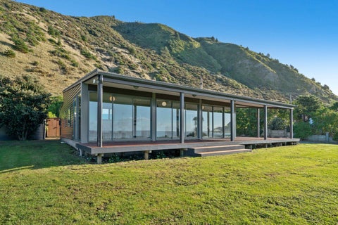 149 Te Awaiti Road, Tora