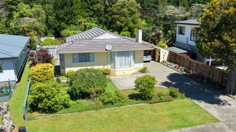 30 Sunbelt Crescent, Takaka
