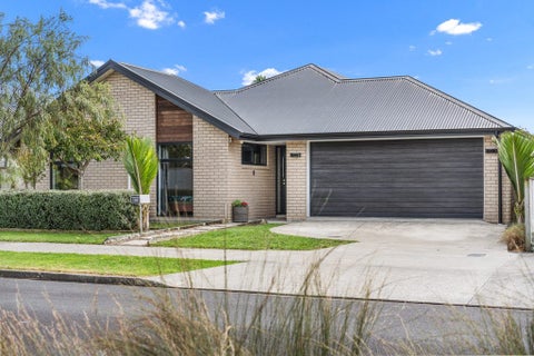 14 Lamborn Drive, Papakura, Papakura