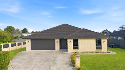 1 Captain Mitchell Drive, Opaheke, Papakura