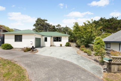 15A Fernwood Court, Woodridge, Wellington