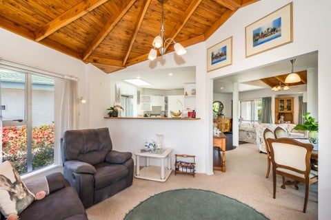 20 Freyberg Crescent, Waikanae Beach, Waikanae