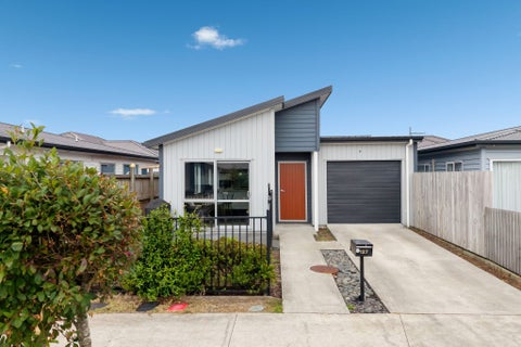 127 Kuaka Drive, Takanini, Auckland