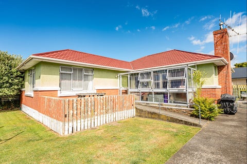 Image 1 of 1