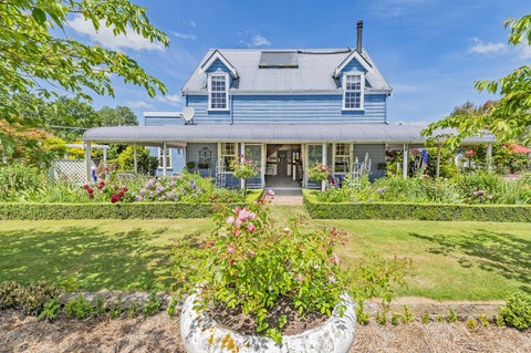 215 Ridgens Road, Christchurch