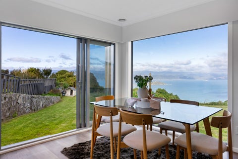 26 Somes Crescent, Newlands, Wellington