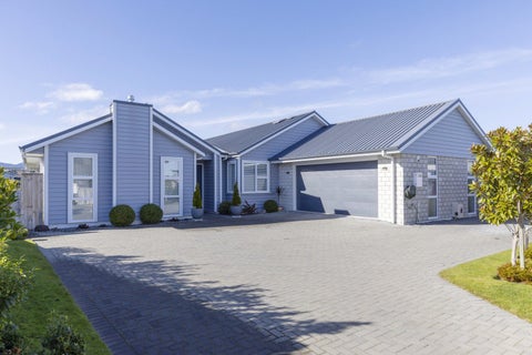 13 Tuhua Close, Wharewaka, Taupo