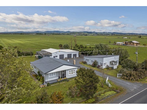 778A State Highway 25, Waitakaruru, Ngatea