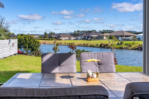 Recently Sold Houses in One Tree Point | Trade Me Property