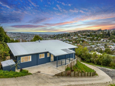 12 Robinson Street, Lookout Point, Dunedin