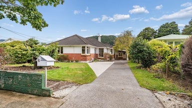 6 Hall Grove, Ebdentown, Upper Hutt