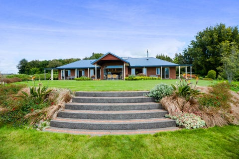 111 Hurworth Road, Hurworth, New Plymouth