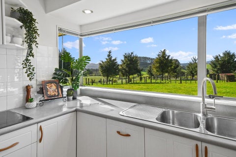 41 Downs Road, Papakura