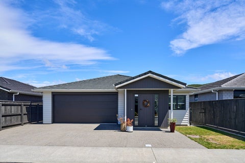9 Martha Turnell Crescent, Manor Park, Lower Hutt