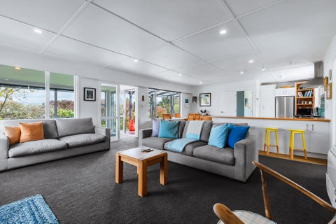 5 Arrowsmith Avenue, Waipahihi, Taupo