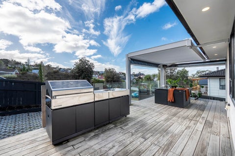 33 Trias Road, Totara Vale, Auckland