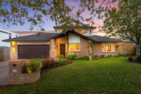 12 English Oak Drive, Schnapper Rock, Auckland