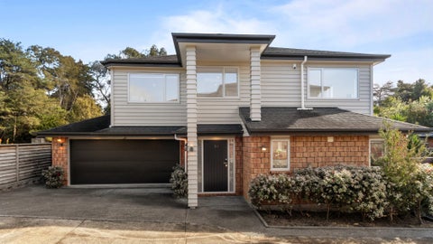 33C Cliff View Drive, Green Bay, Auckland