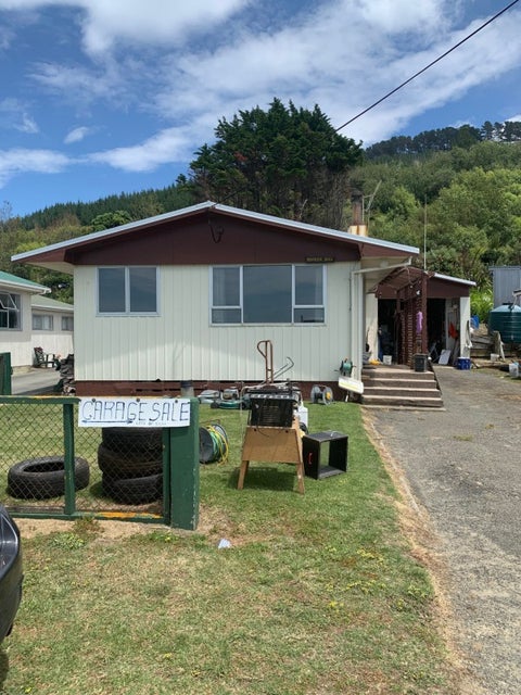 42A Akitio Esplanade, Akitio
