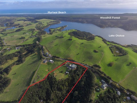 2722 South Head Road, Helensville