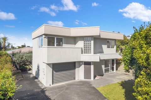 2/34 Seine Road, Forrest Hill, Auckland