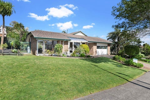 12 Meadowland Drive, Somerville, Auckland