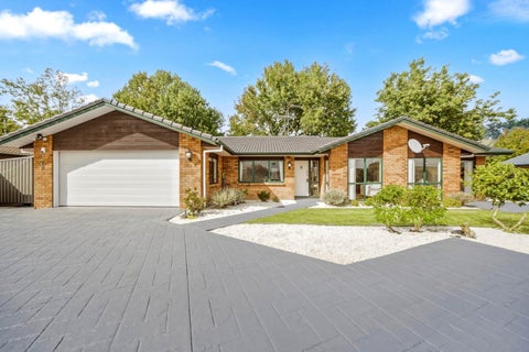 11 Rutgers Place, Albany, Auckland
