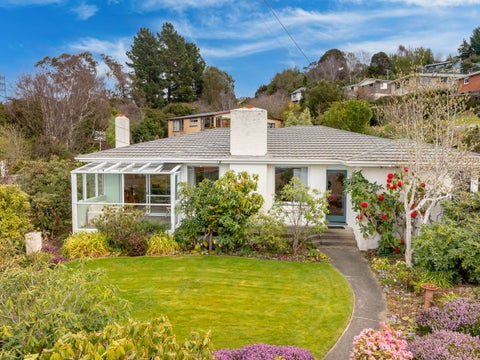 21 Honeystone Street, Helensburgh, Dunedin