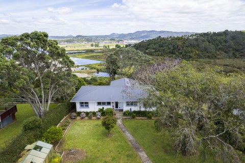 34 Mackesy Road, Parahaki, Whangarei