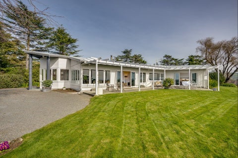515 Middle Road, Hastings