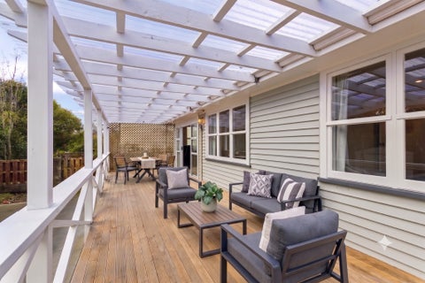 526 West Coast Road, Oratia, Auckland