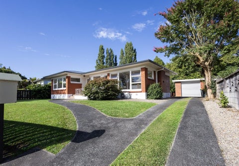 25 Hooker Avenue, Chedworth, Hamilton