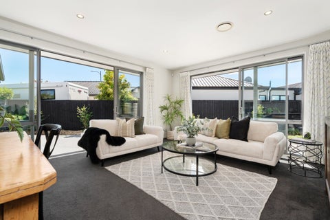 43 Vernon Drive, Lincoln, Lincoln